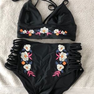 Hollister Bikini w/ 2 different matching tops